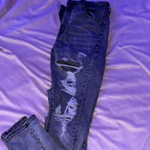 Gray ripped American Eagle jeans size 12